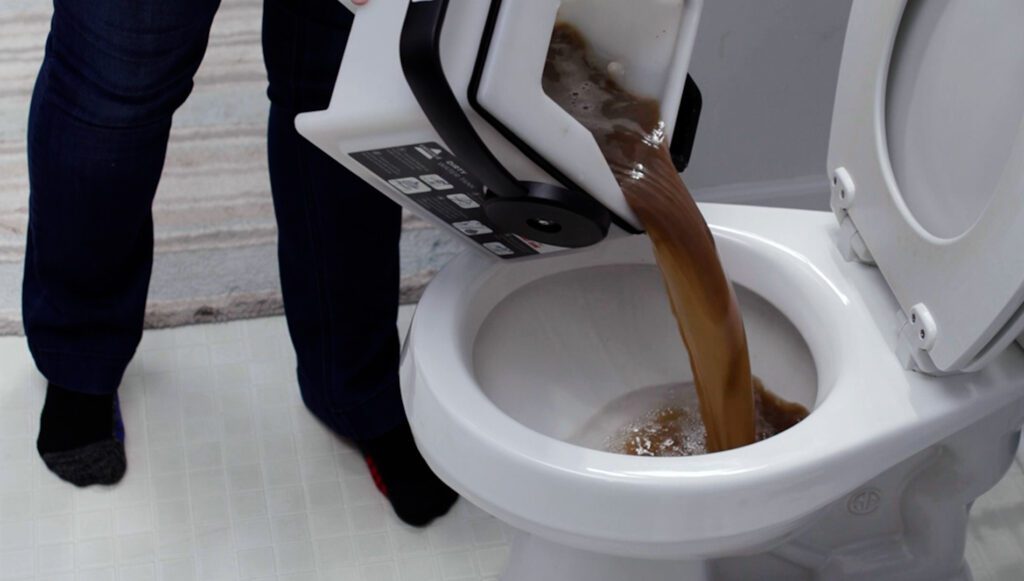 Pour Dirt into toilet